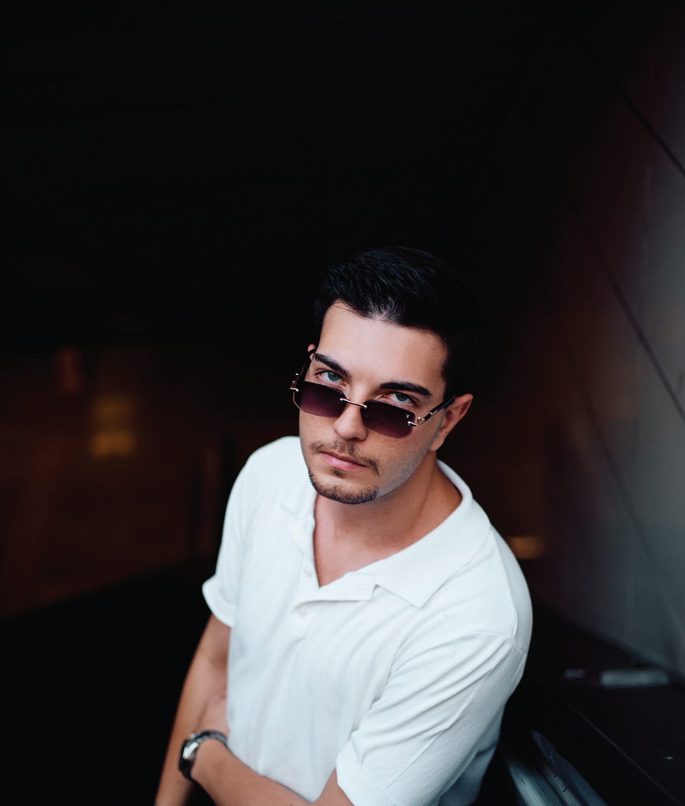 RIMLESS